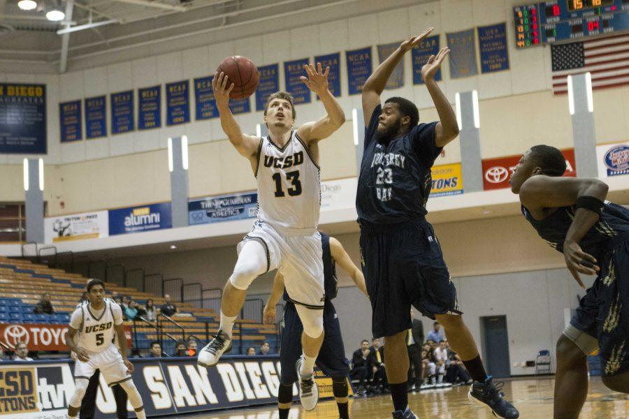 UCSD Wins Both Games, Improves Record to 14-2