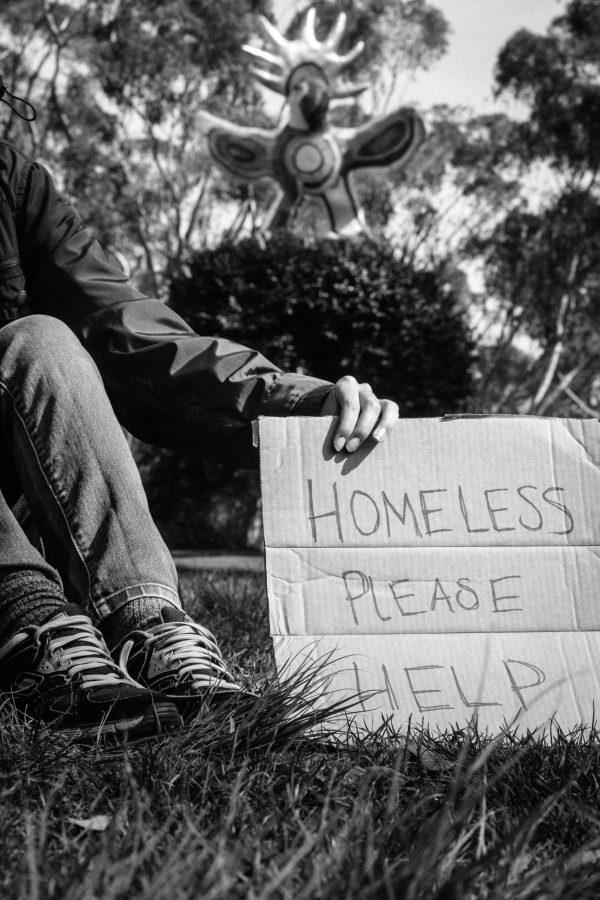 There are an estimated 58,000 homeless college student throughout America. Photo by Kenji Bennett