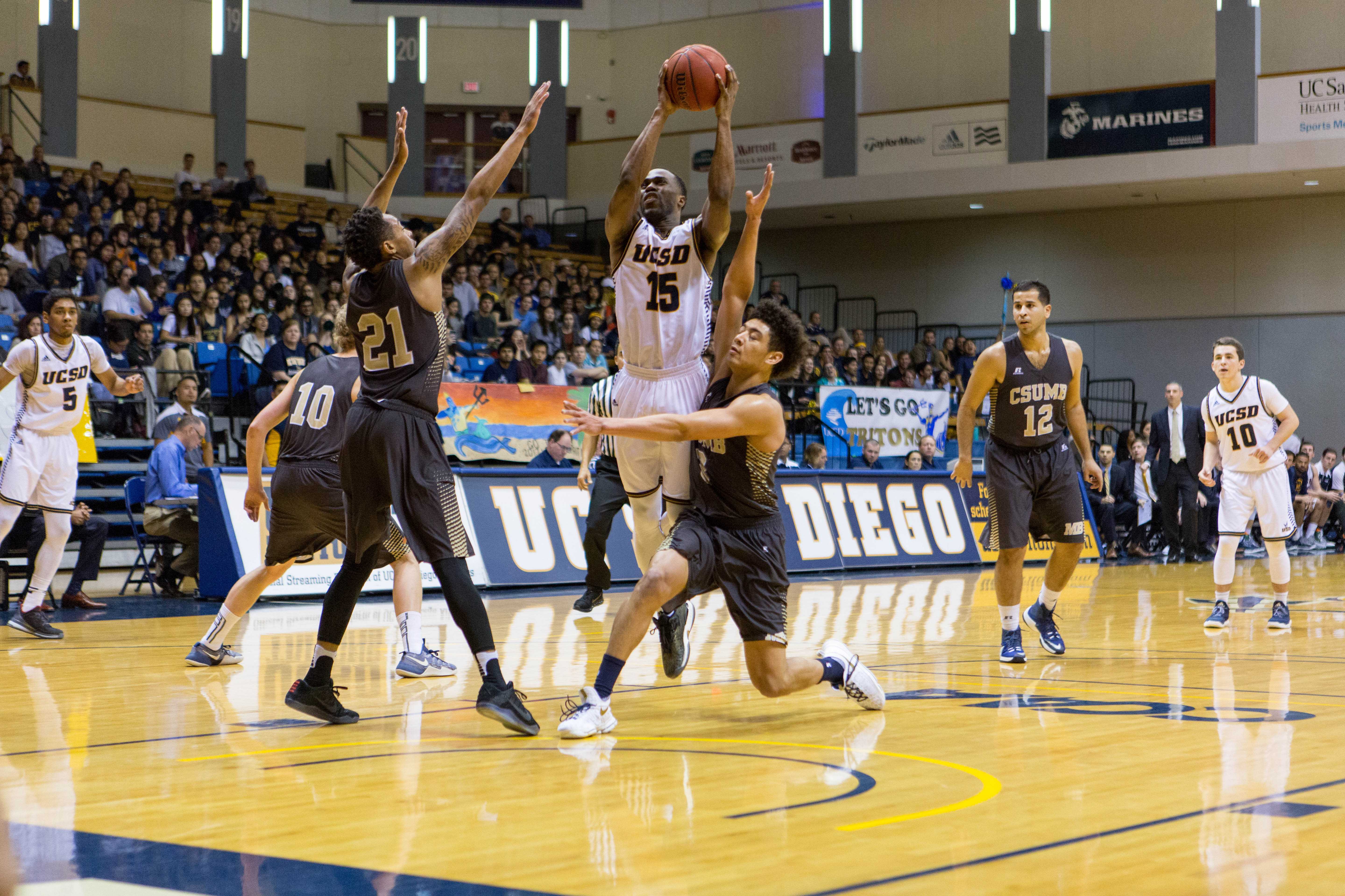 Men's Basketball Sweeps Weekend Matches After Clobbering Cal State East