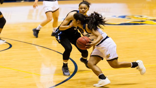 No. 6 UC San Diego women’s basketball teams win over Stanislaus State makes for the program’s best start since the 2011-12 season. 
