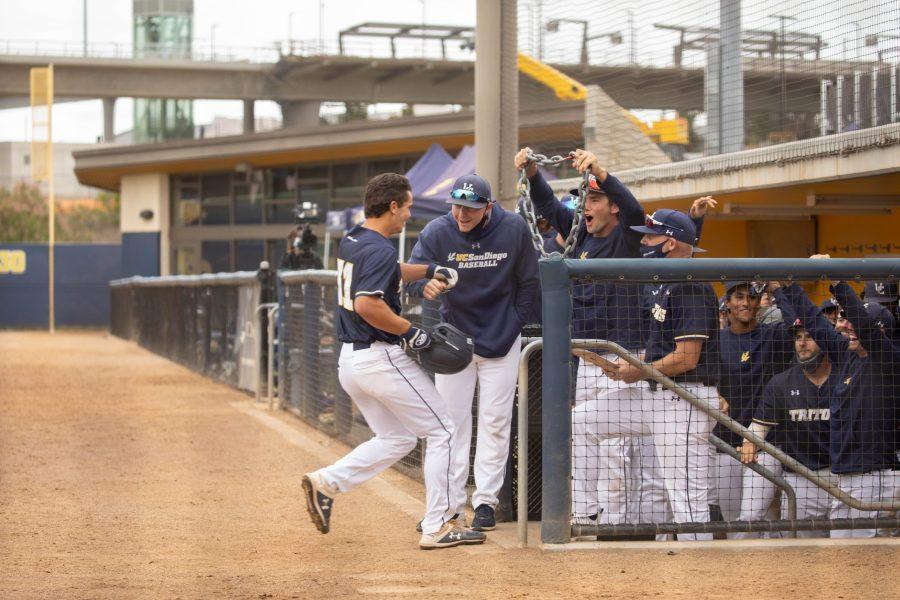 Baseball Extends Win Streak to Five Before Loss in Doubleheader