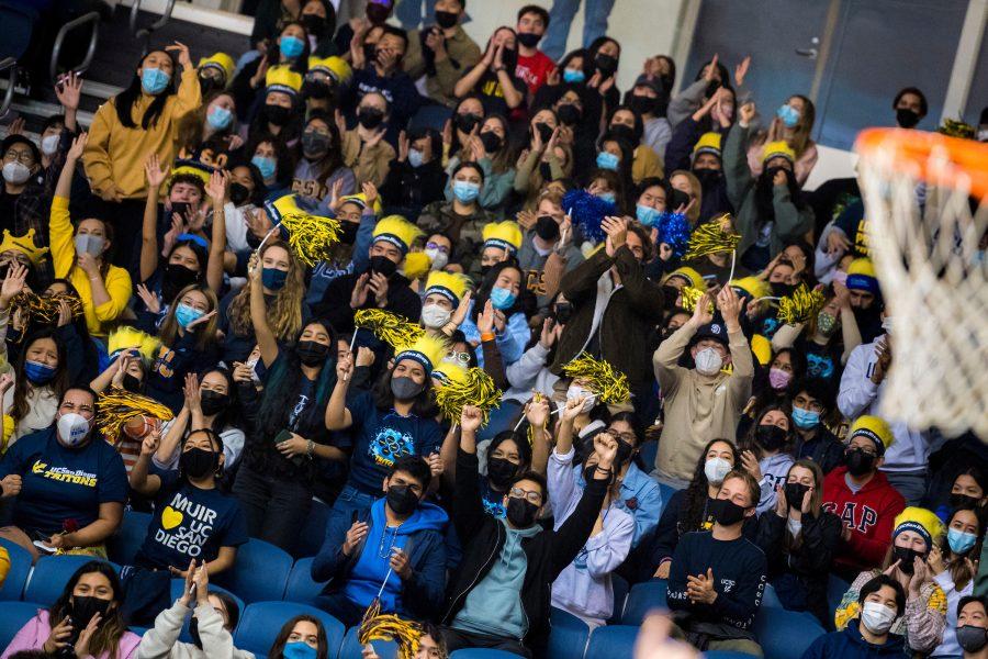 UCSD Men’s Basketball Entertains, but Loses on Spirit Night