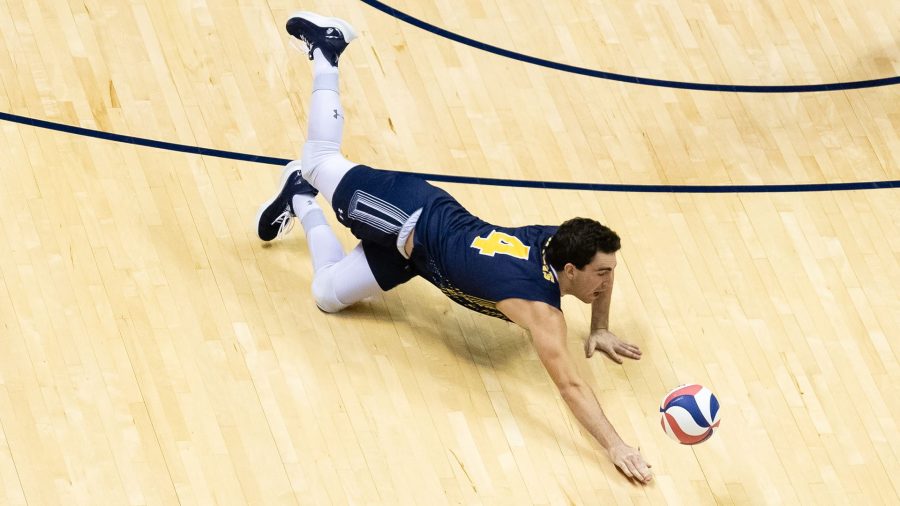 Loss in Straight Sets for UCSD Volleyball Against USC