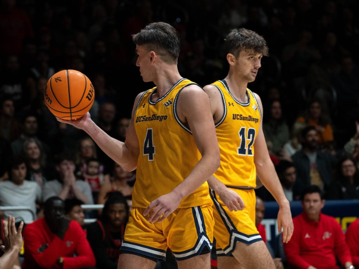 SDSU breaks Tritons’ hearts, wins at the buzzer