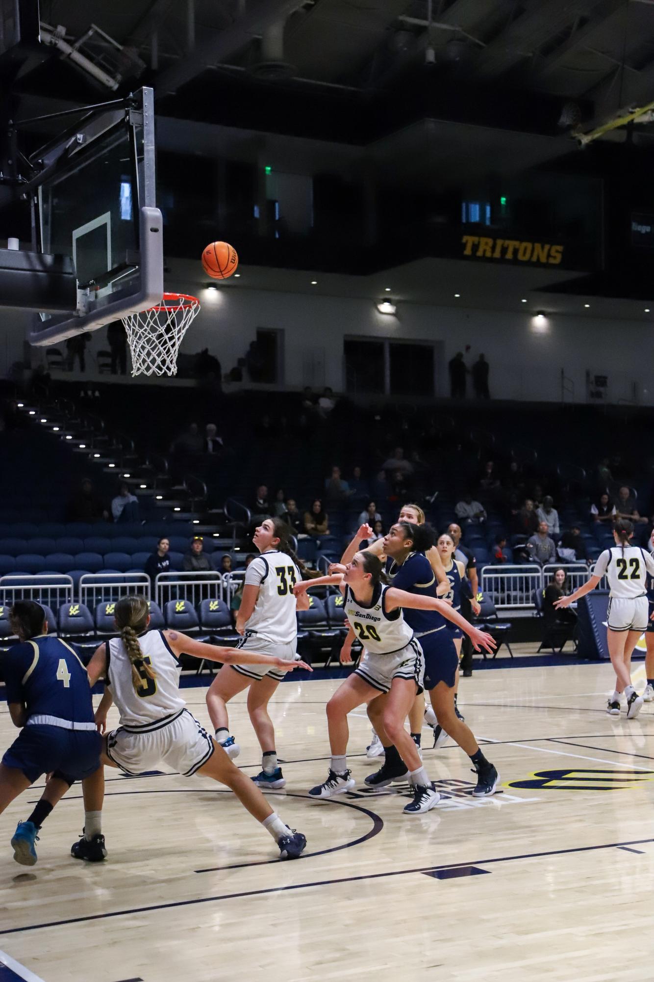 Tritons in tailspin, fall by double digits to Aggies