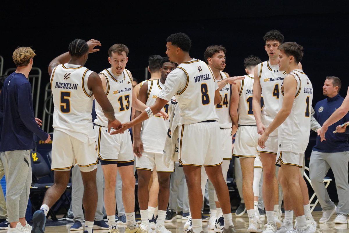 Men’s basketball downs Highlanders ahead of Irvine clash