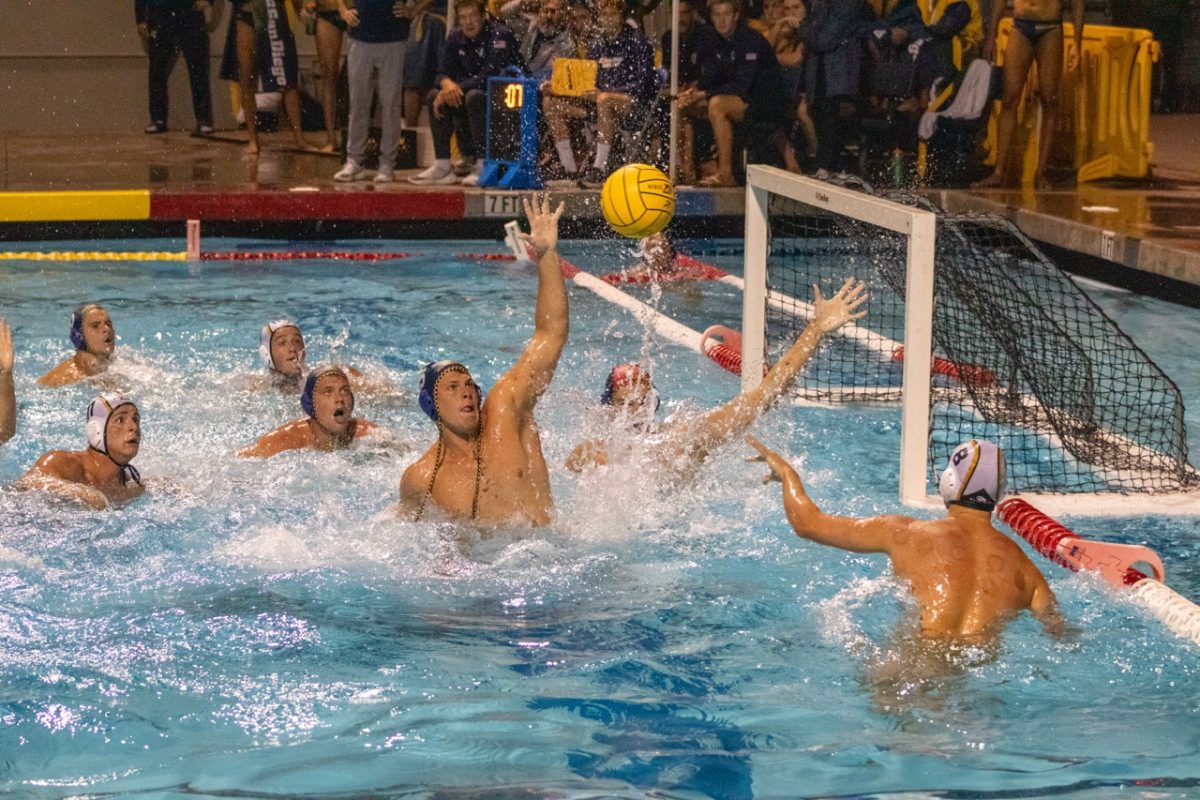 No. 7 men’s water polo unable to rally late against No. 10 LBSU in 14-12 loss