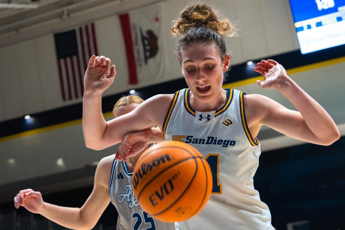 _ 2. WEB _ 1-22-26 WBB vs UCD Thomas Murphy-5