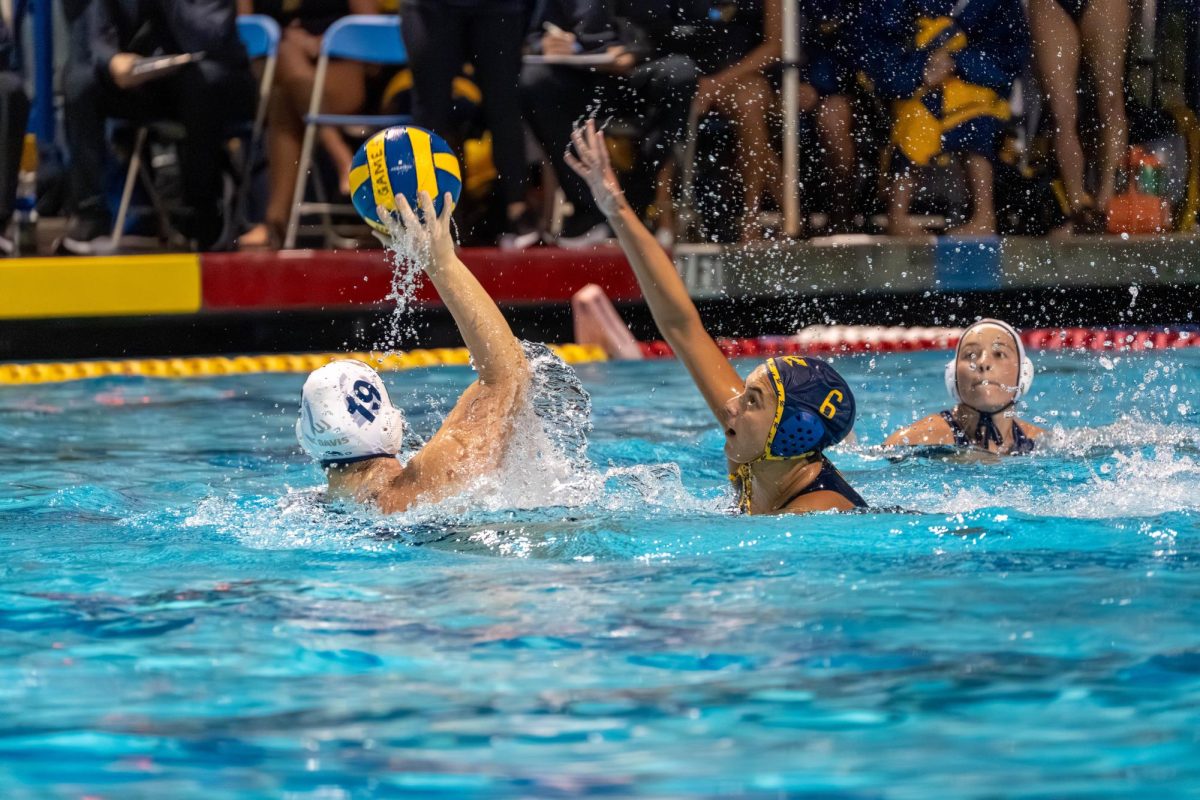 No. 12 women’s water polo kicks off 2026 Triton Invitational with thrilling 12-11 win over No. 14 UCD