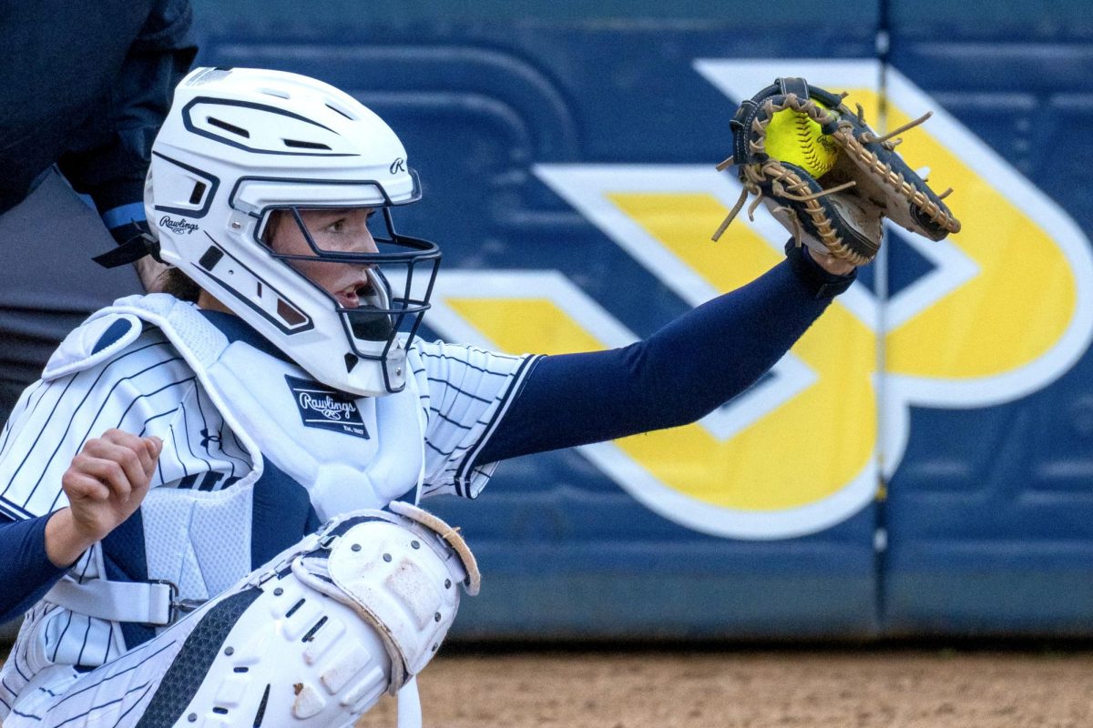 Softball drops to Montana in first loss of season