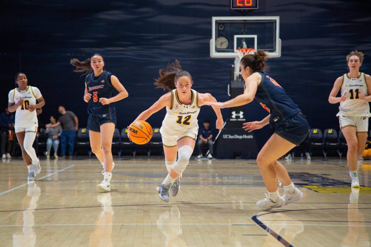 Women’s basketball slashes Fullerton 77-69 en route to first Big West regular-season title