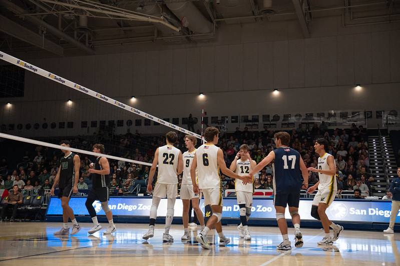 Flashes of a contender: No. 11 men’s volleyball finds form too late